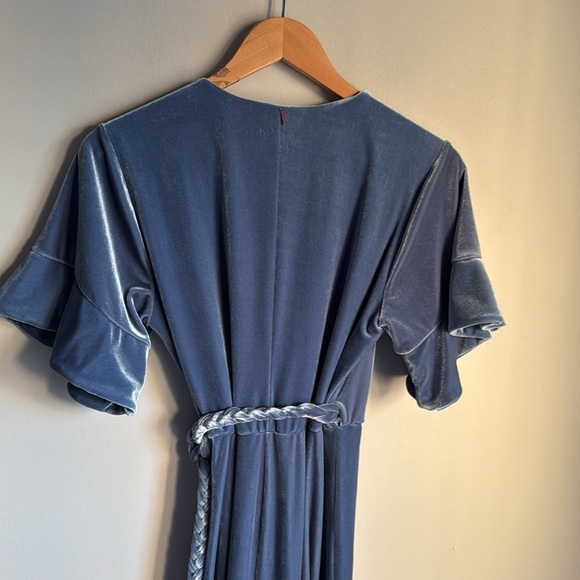 MISA Los Angeles Selina Dress in Blue Velvet Small - Picture 9 of 13